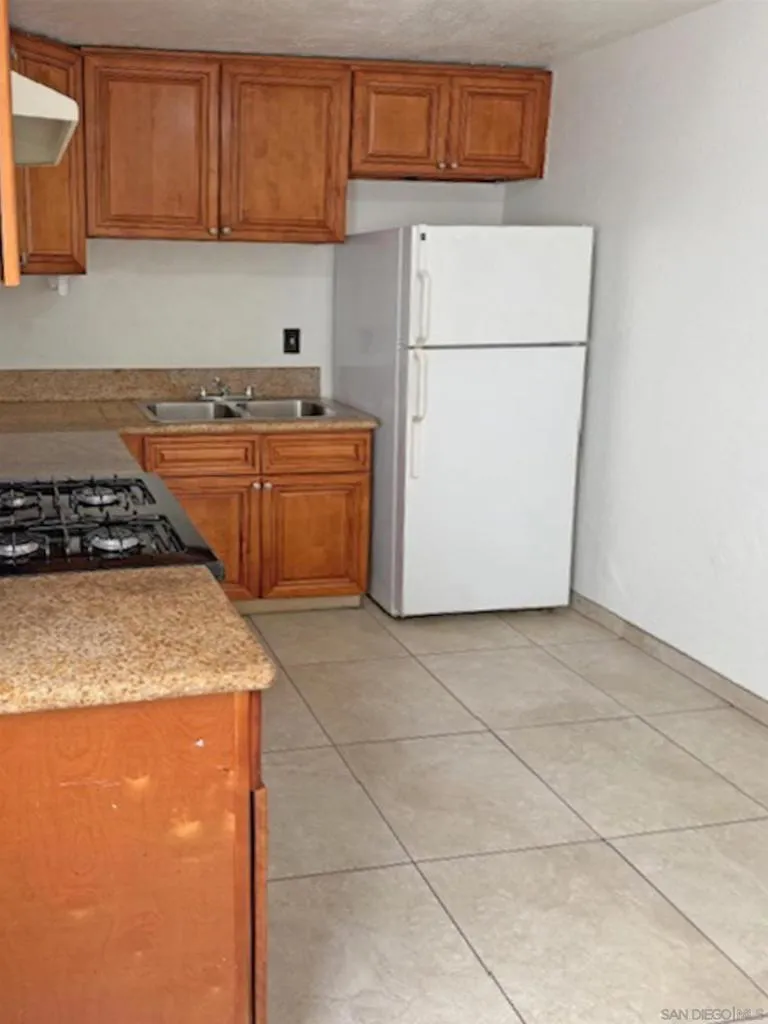 1161 13th St Imperial Beach, CA 91932