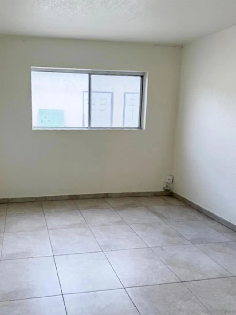 1161 13th St Imperial Beach, CA 91932