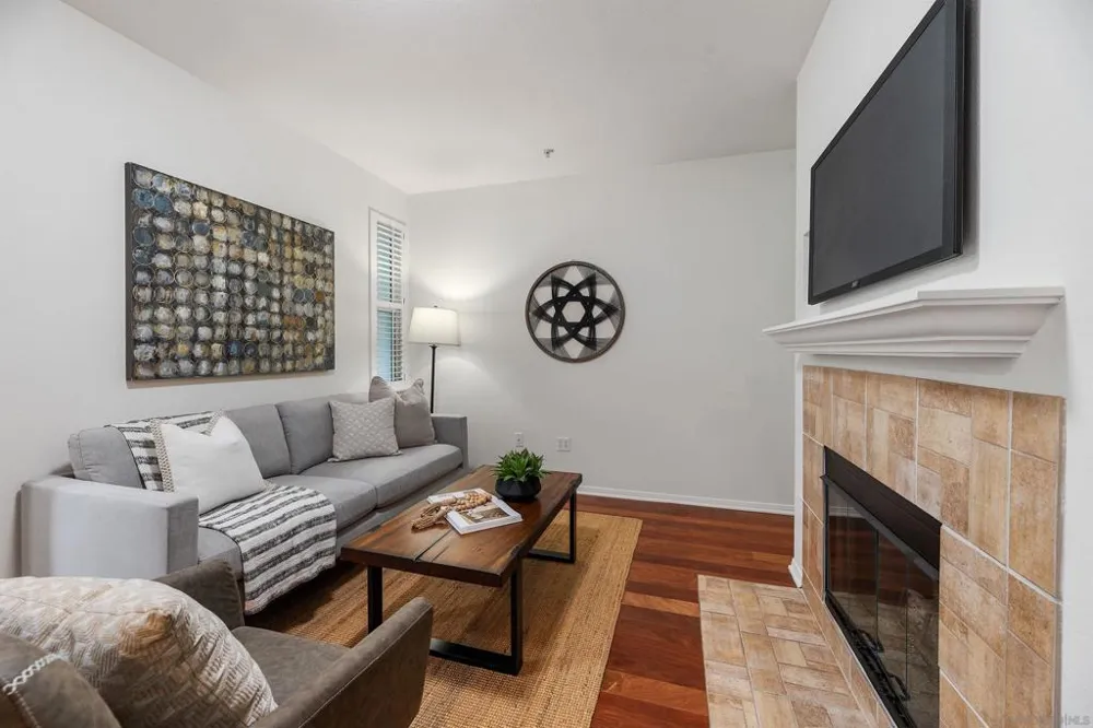 13021 Evening Creek Dr S #21 San Diego, CA 92128