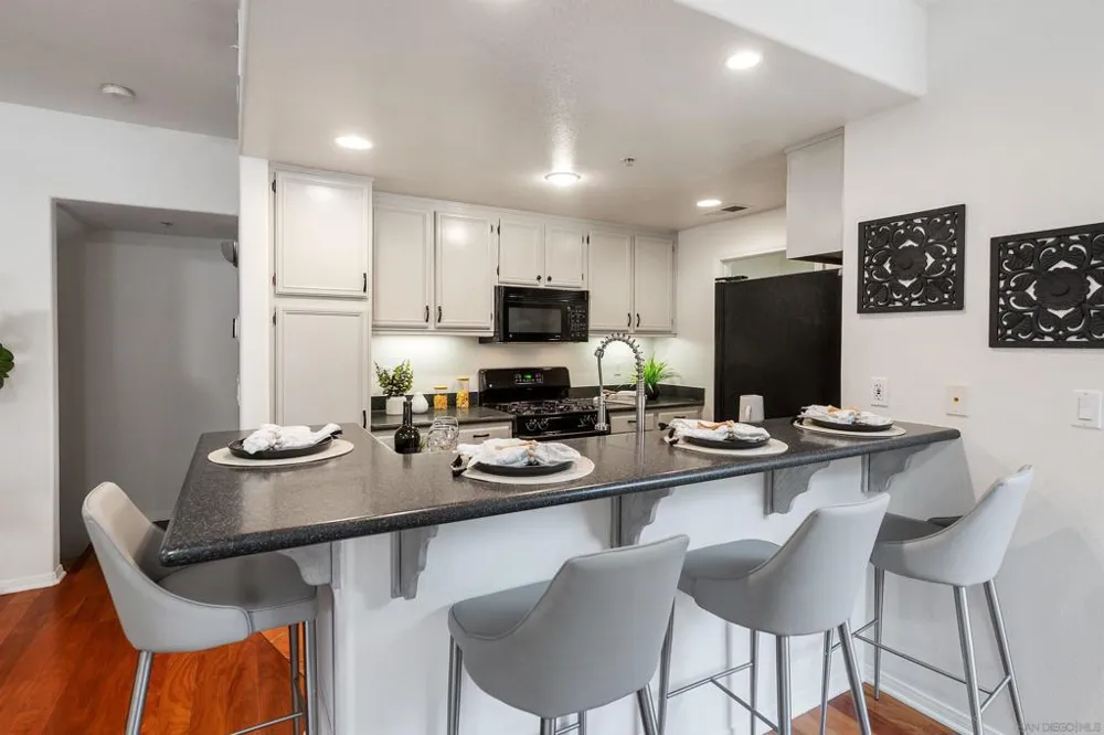 13021 Evening Creek Dr S #21 San Diego, CA 92128