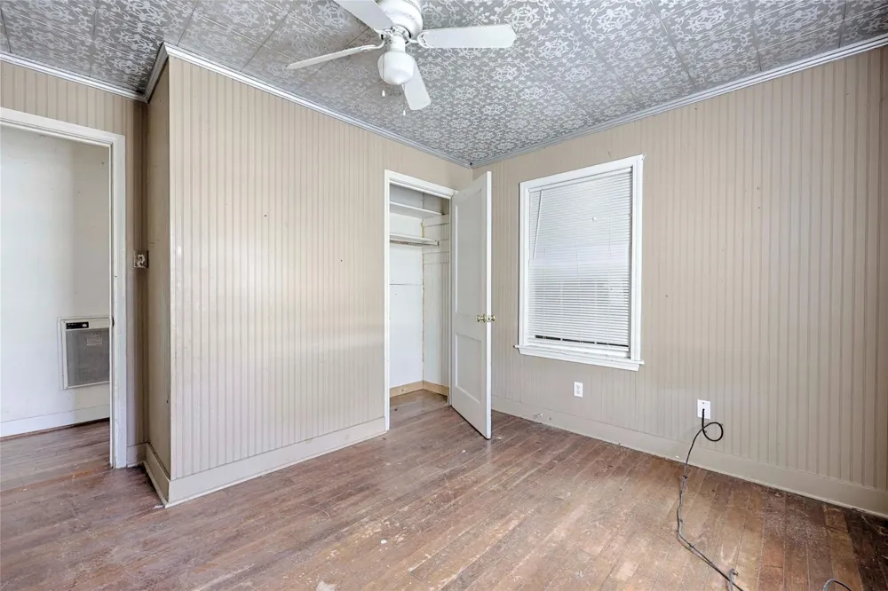 5810 Avenue E Sheridan, TX 77475