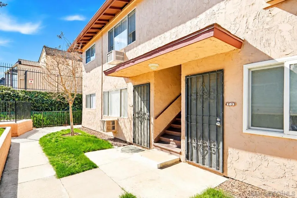 9717 Winter Gardens #180 Lakeside, CA 92040