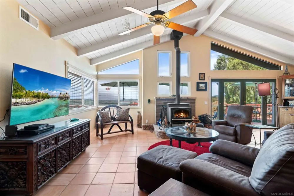 31515 Calle Joya Bonsall, CA 92003
