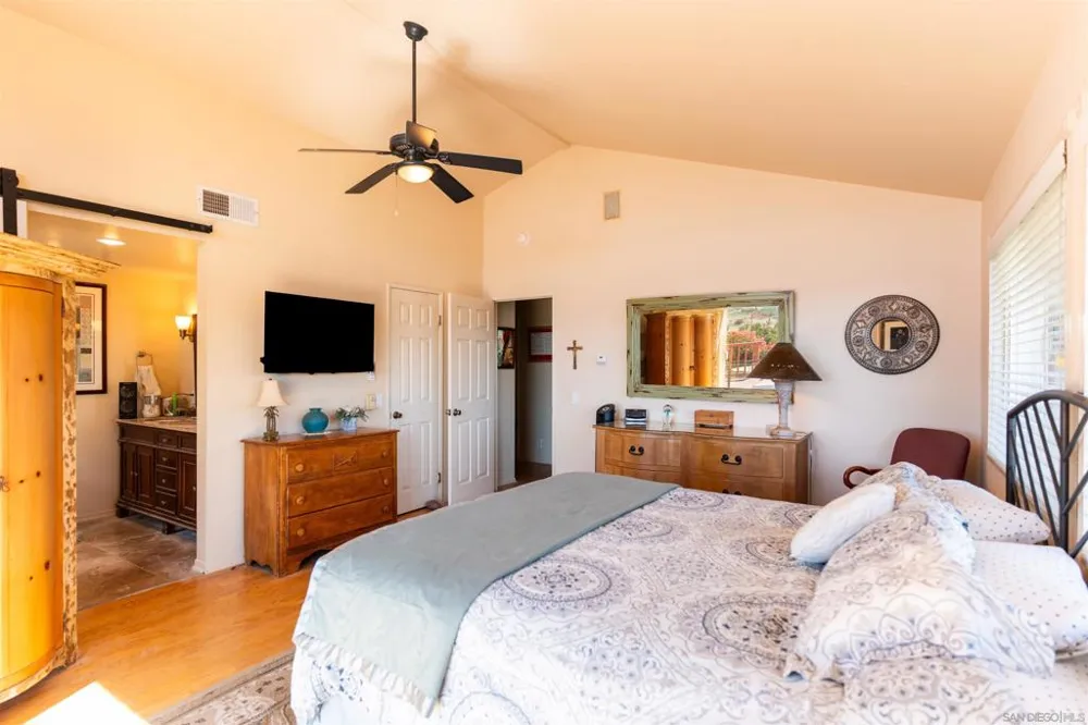 31515 Calle Joya Bonsall, CA 92003