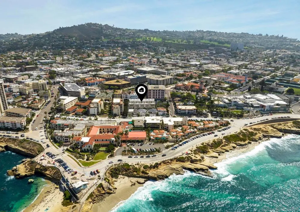 835 Coast La Jolla, CA 92037