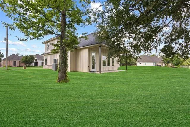 5844 Atkinson Circle Orange, TX 77630