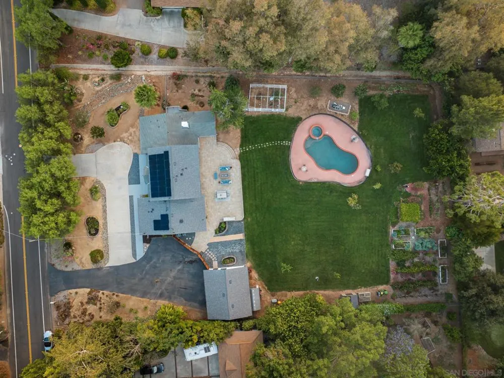13610 Rostrata Rd Poway, CA 92064