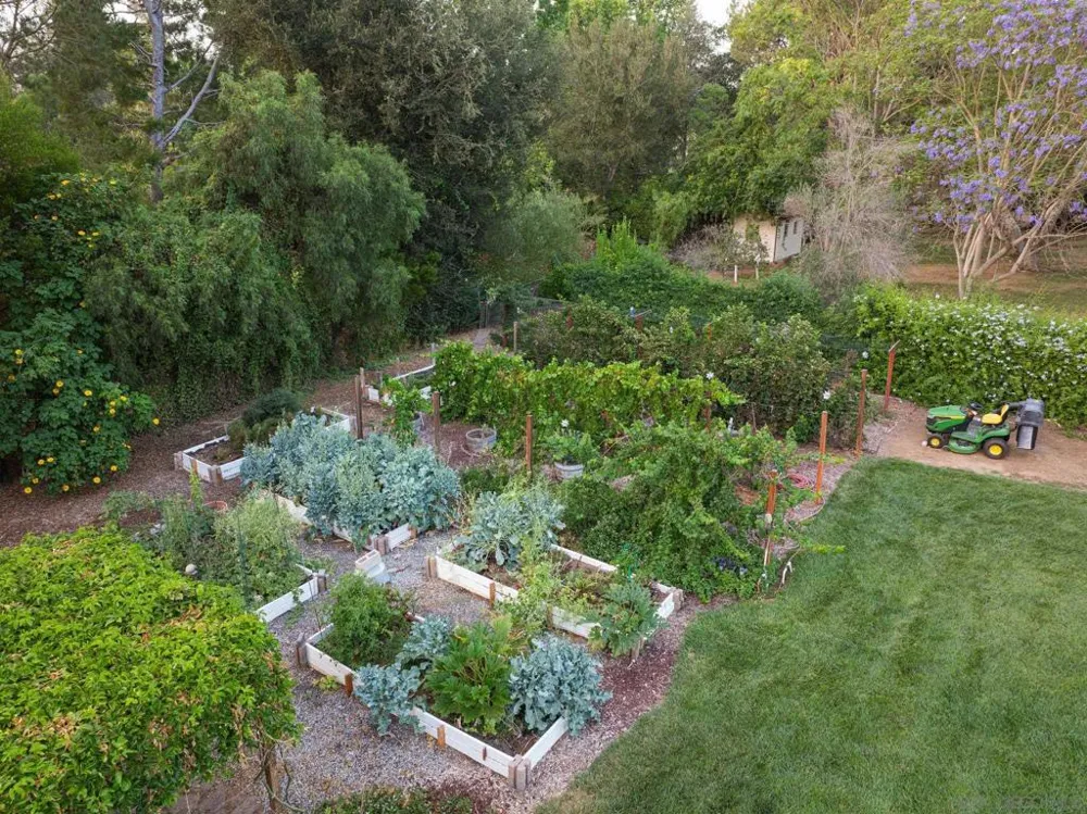 13610 Rostrata Rd Poway, CA 92064
