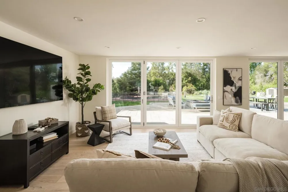13610 Rostrata Rd Poway, CA 92064