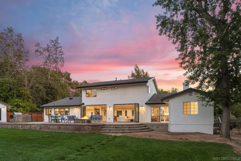 13610 Rostrata Rd Poway, CA 92064