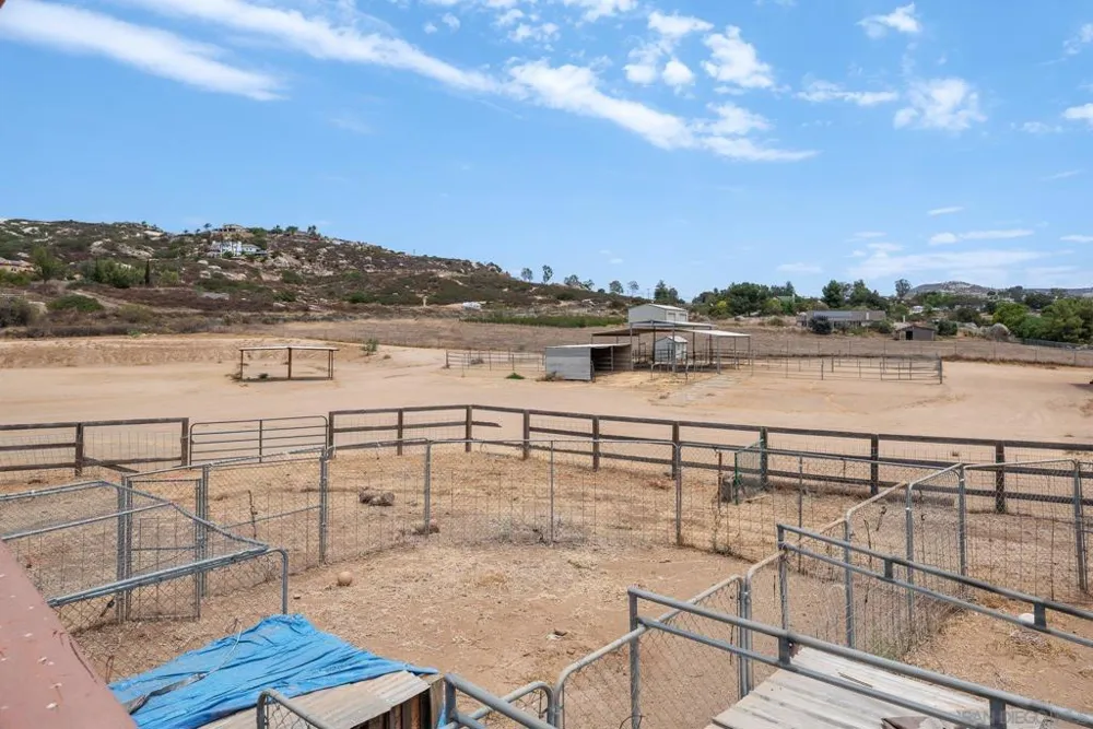 266 Woodmeadow Ln Ramona, CA 92065