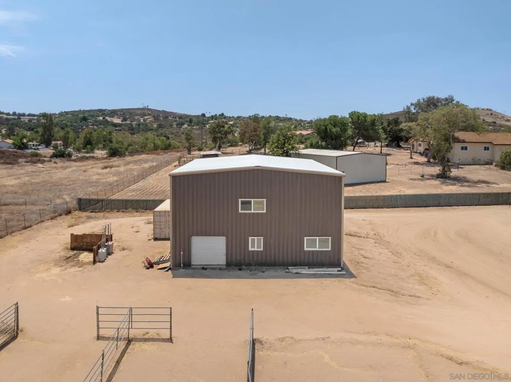 266 Woodmeadow Ln Ramona, CA 92065