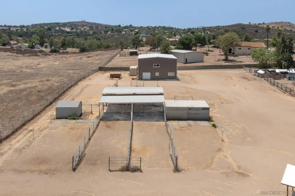 266 Woodmeadow Ln Ramona, CA 92065