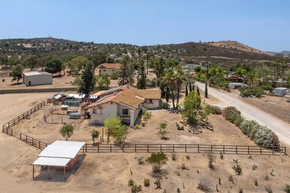 266 Woodmeadow Ln Ramona, CA 92065
