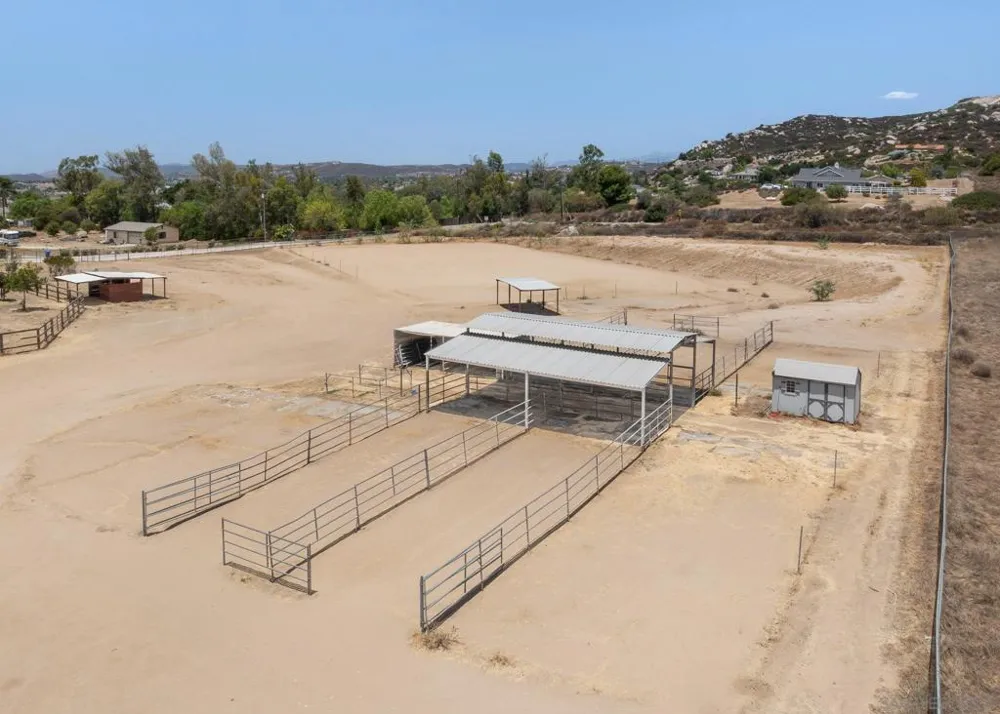 266 Woodmeadow Ln Ramona, CA 92065