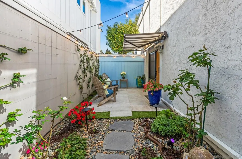 909 Olive Ave Coronado, CA 92118
