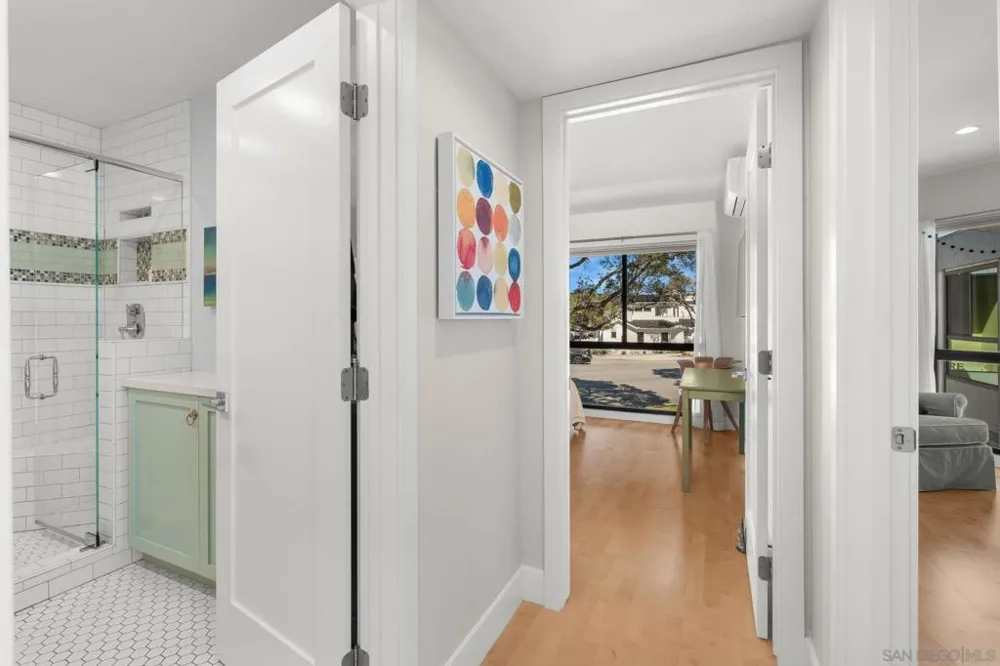 909 Olive Ave Coronado, CA 92118