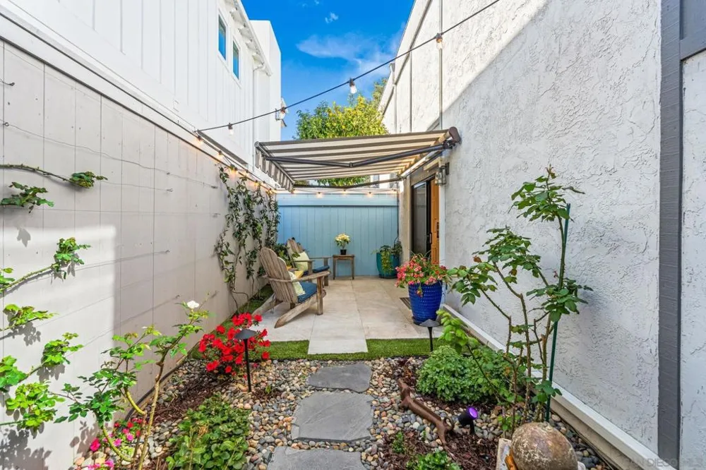 909 Olive Ave Coronado, CA 92118