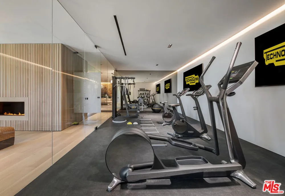1857 Bel Air Road Los Angeles, CA 90077