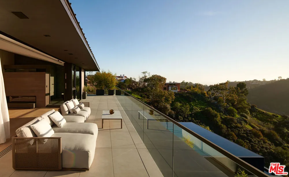 1857 Bel Air Road Los Angeles, CA 90077