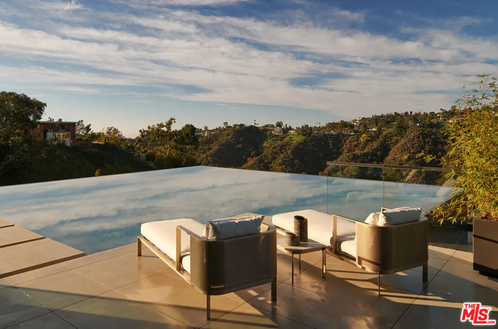 1857 Bel Air Road Los Angeles, CA 90077