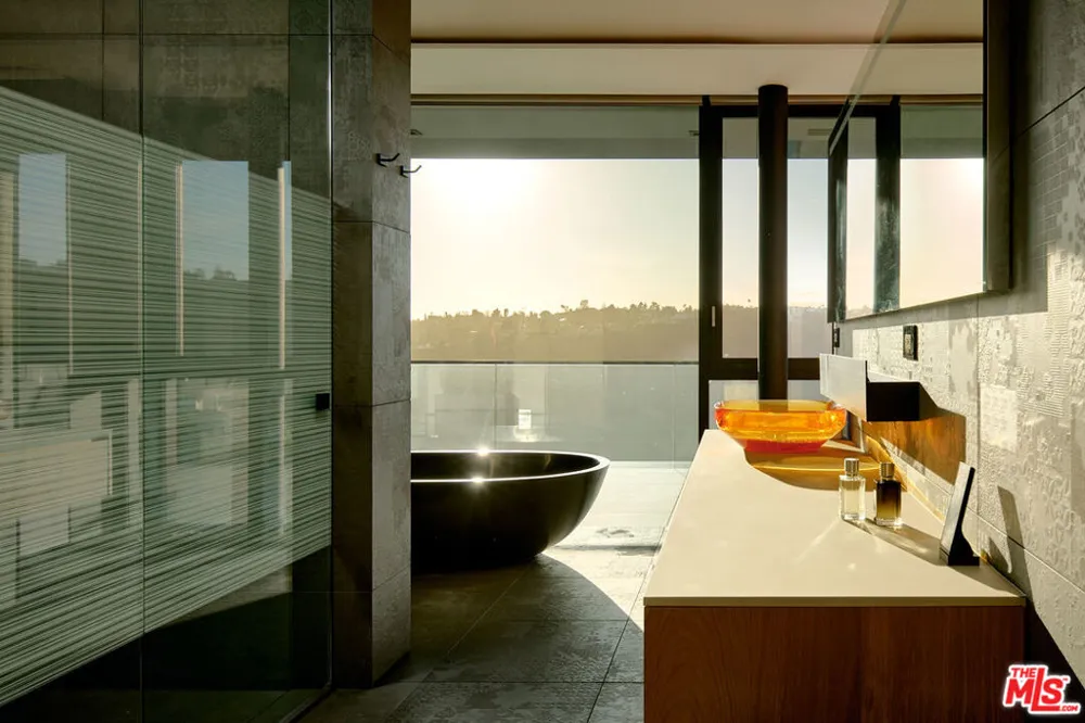 1857 Bel Air Road Los Angeles, CA 90077