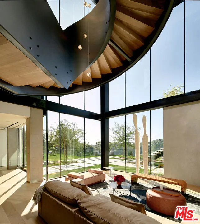 1857 Bel Air Road Los Angeles, CA 90077