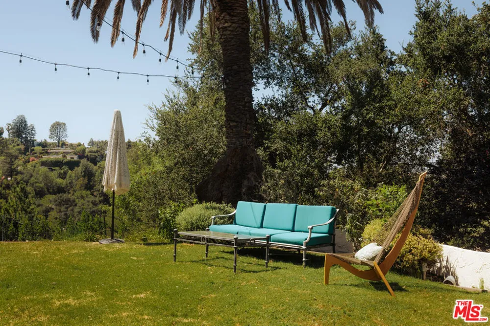 3001 Passmore Drive Los Angeles, CA 90068
