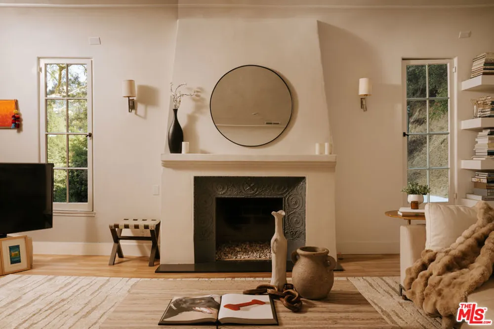 3001 Passmore Drive Los Angeles, CA 90068