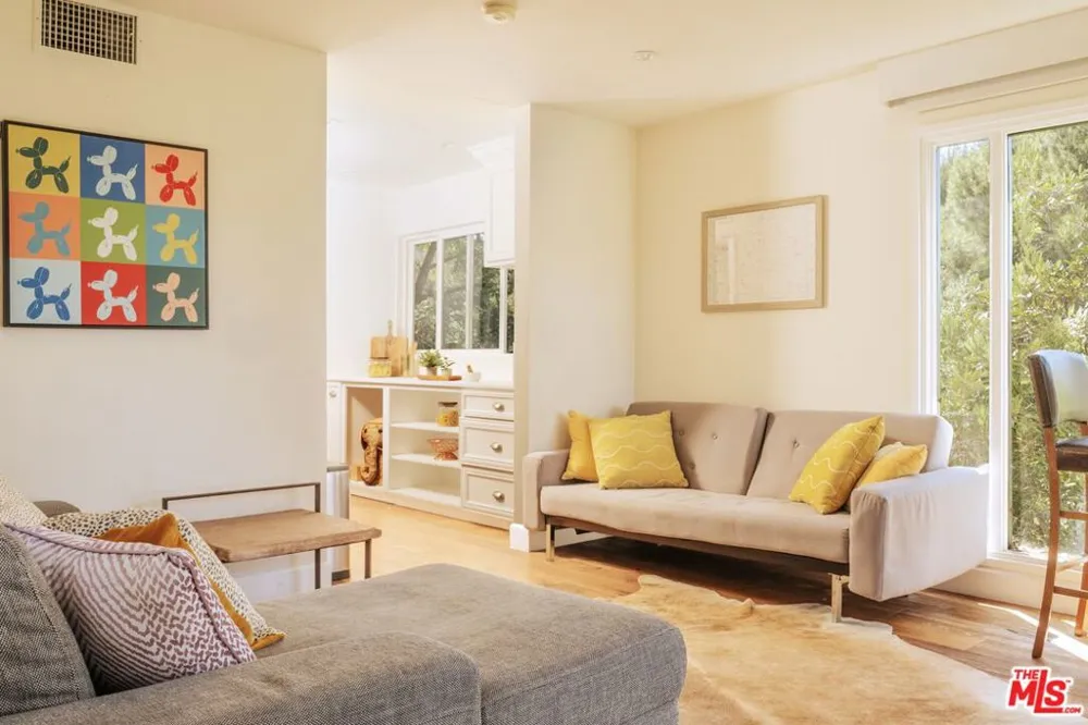 3001 Passmore Drive Los Angeles, CA 90068