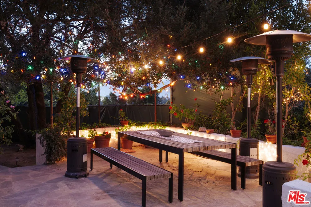 3001 Passmore Drive Los Angeles, CA 90068