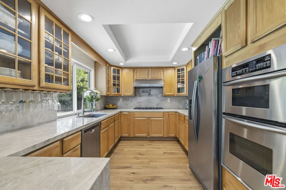 19423 Twin Hills Place Porter Ranch, CA 91326