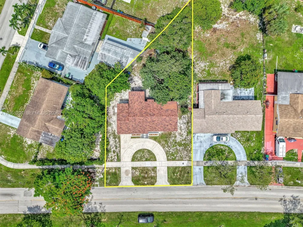 19301 NW 52nd Ave Miami Gardens, FL 33055