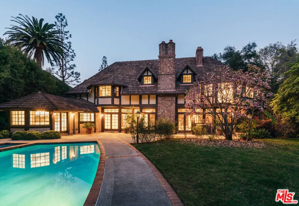 1509 STONE CANYON ROAD Los Angeles, CA 90077