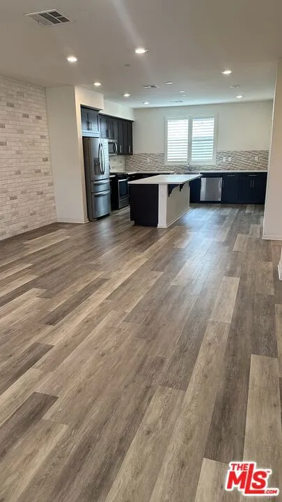 358 Serra Street Camarillo, CA 93010