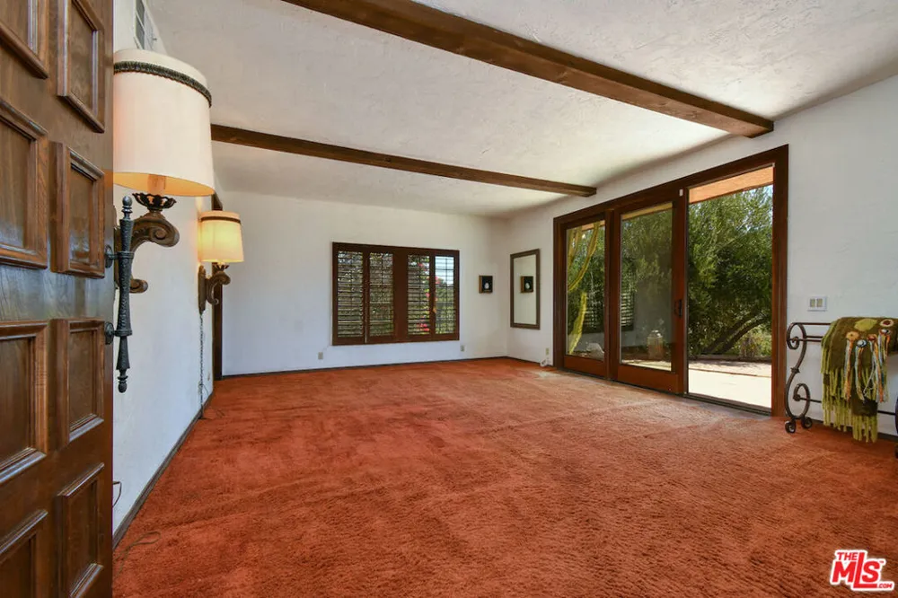 24926 Jim Bridger Road Hidden Hills, CA 91302