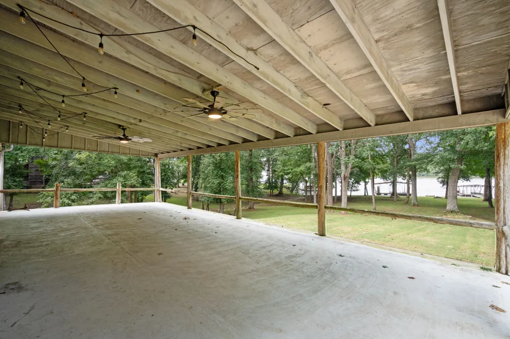680 Gay Winds Dr Mount Juliet, TN 37122