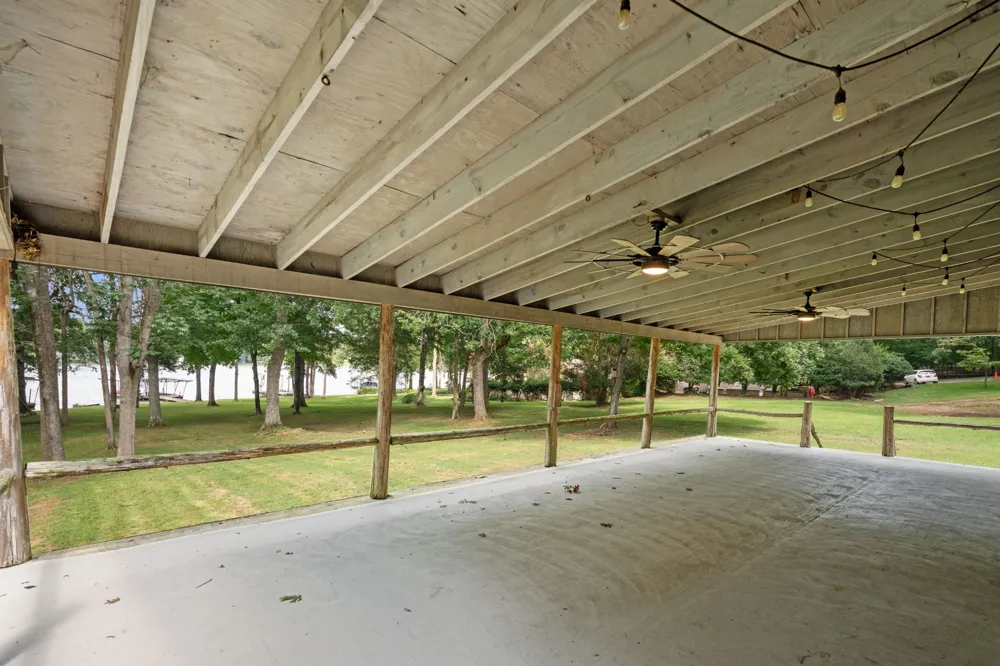 680 Gay Winds Dr Mount Juliet, TN 37122