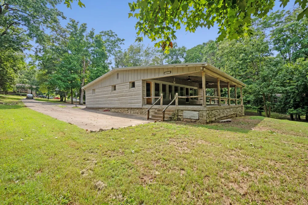 680 Gay Winds Dr Mount Juliet, TN 37122