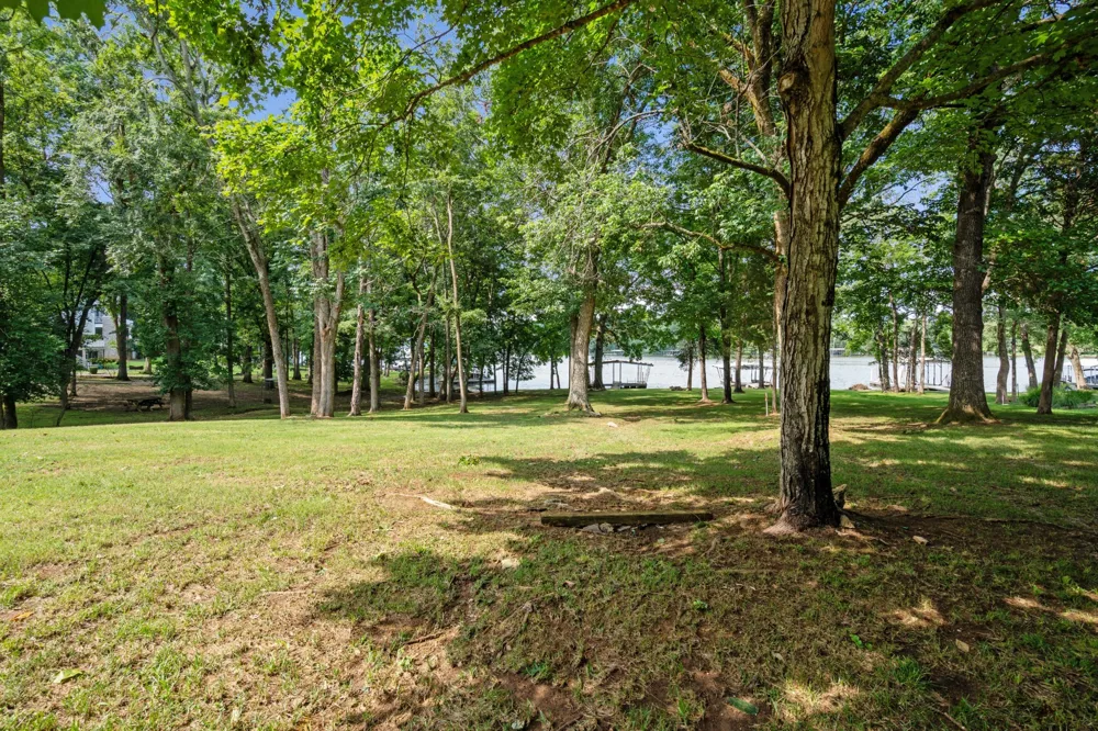 680 Gay Winds Dr Mount Juliet, TN 37122