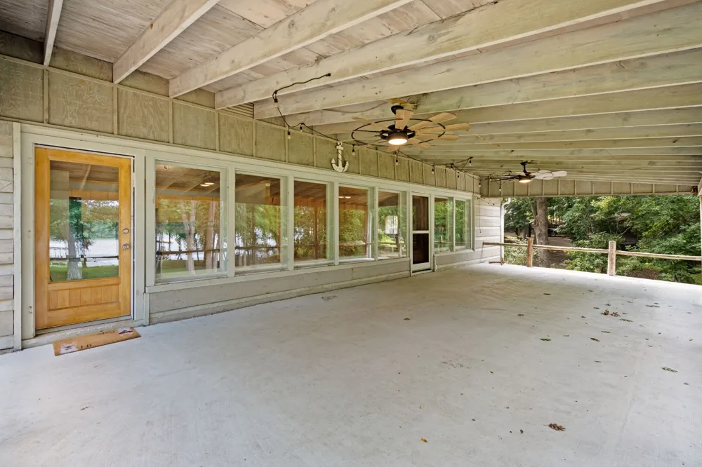 680 Gay Winds Dr Mount Juliet, TN 37122