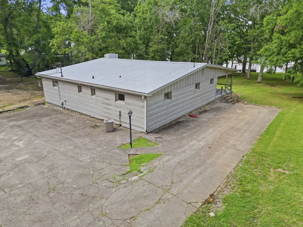 680 Gay Winds Dr Mount Juliet, TN 37122