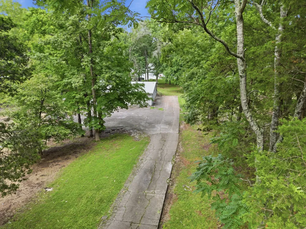 680 Gay Winds Dr Mount Juliet, TN 37122