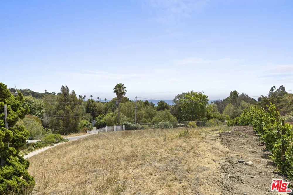 6411 Sycamore Meadows Drive Malibu, CA 90265