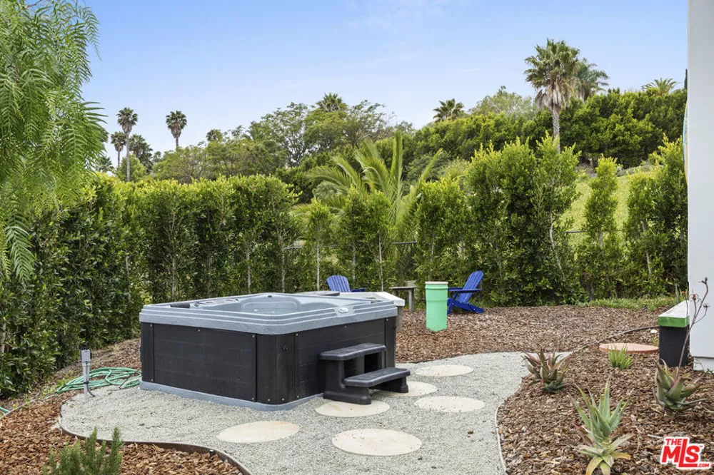 6405 Sycamore Meadows Drive Malibu, CA 90265