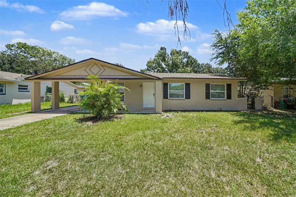 1895 S IVEY LANE Orlando, FL 32811