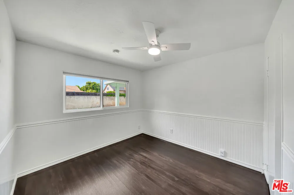 23008 Hamlin Street West Hills, CA 91307