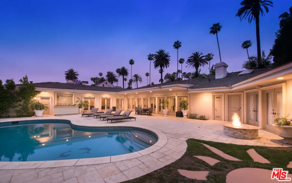 716 Beverly Drive Beverly Hills, CA 90210