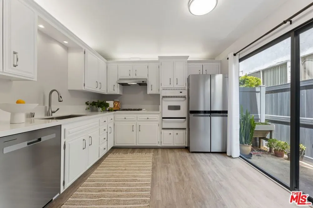 1456 Manhattan Beach Boulevard #G Manhattan Beach, CA 90266