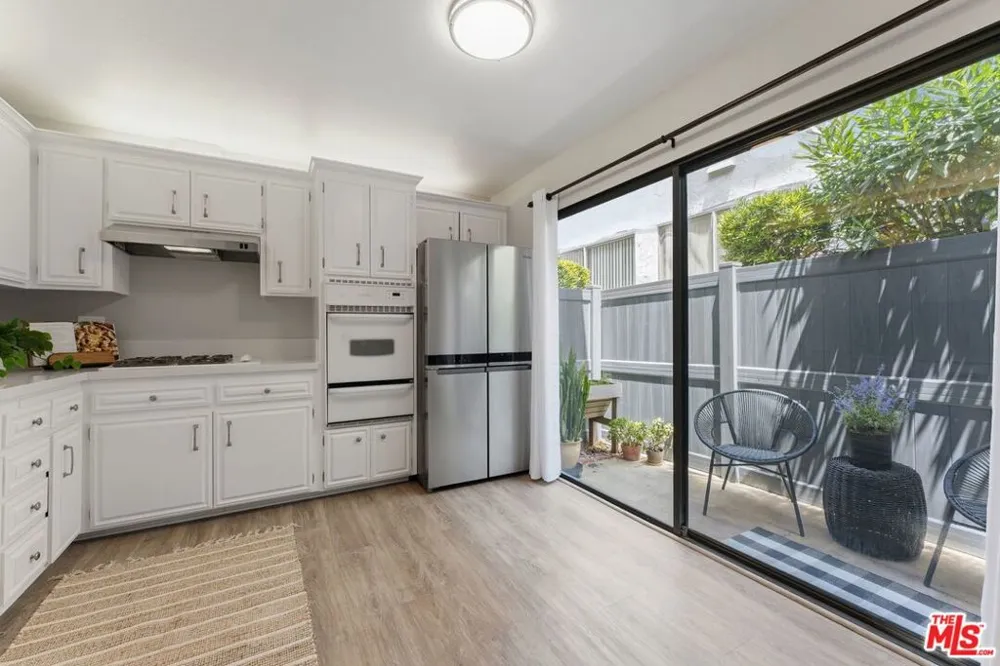 1456 Manhattan Beach Boulevard #G Manhattan Beach, CA 90266